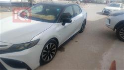 تۆیۆتا کامری